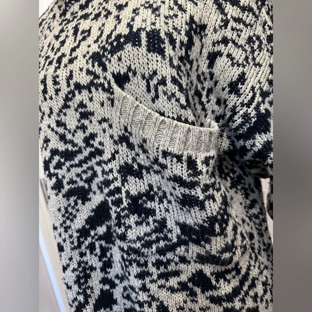 French Connection stylish collared